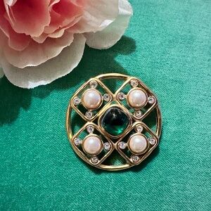 Gold Tone Faux Pearls and Rhinestones Brooch